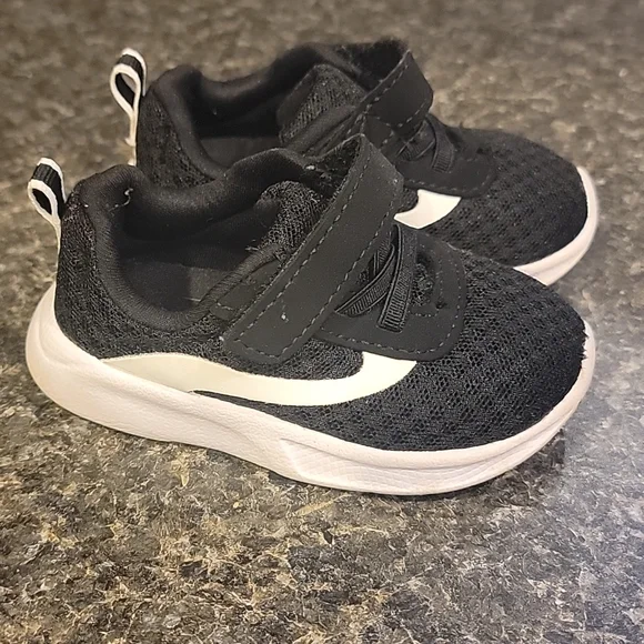 wonder nation Shoes Toddler Tennis Shoes Poshmark